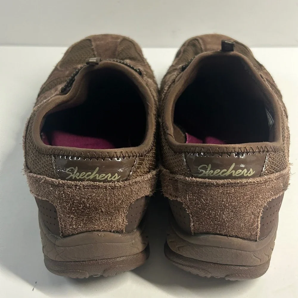 Skechers 48960 Bungee Lace Sneakers Brown Women Sz 7 Suede Slip On Walking Shoe